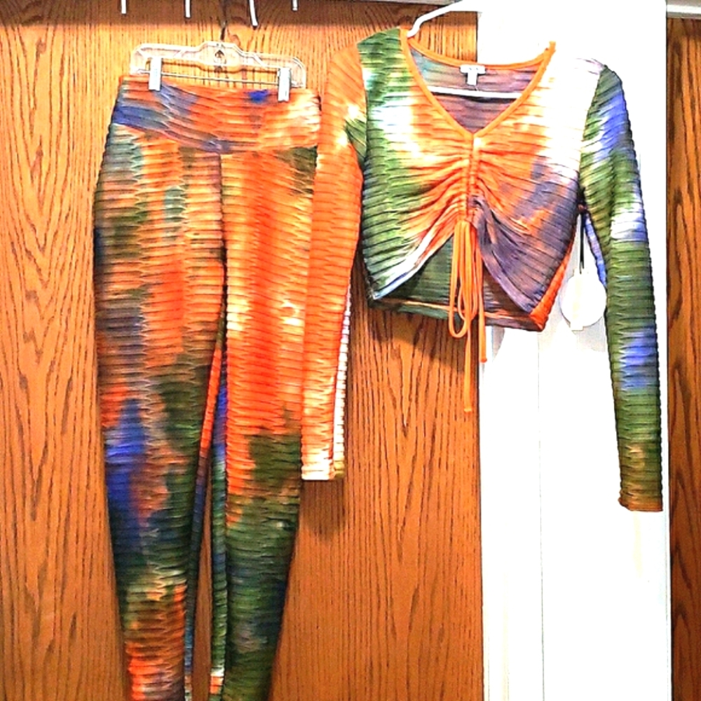 Crop Top 2-Piece Set